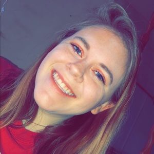 Meet your Posher, Paige